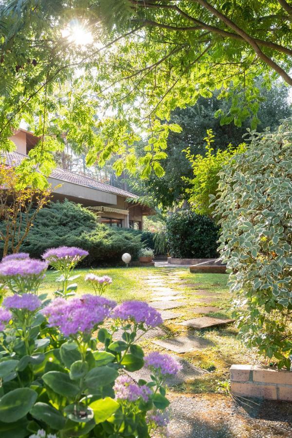Aparthotel Hoteliere Les Acanthes 2*